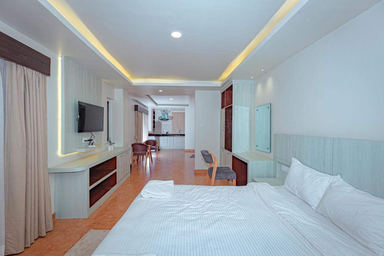 Poms Penthouse Apartment Похара Екстериор снимка